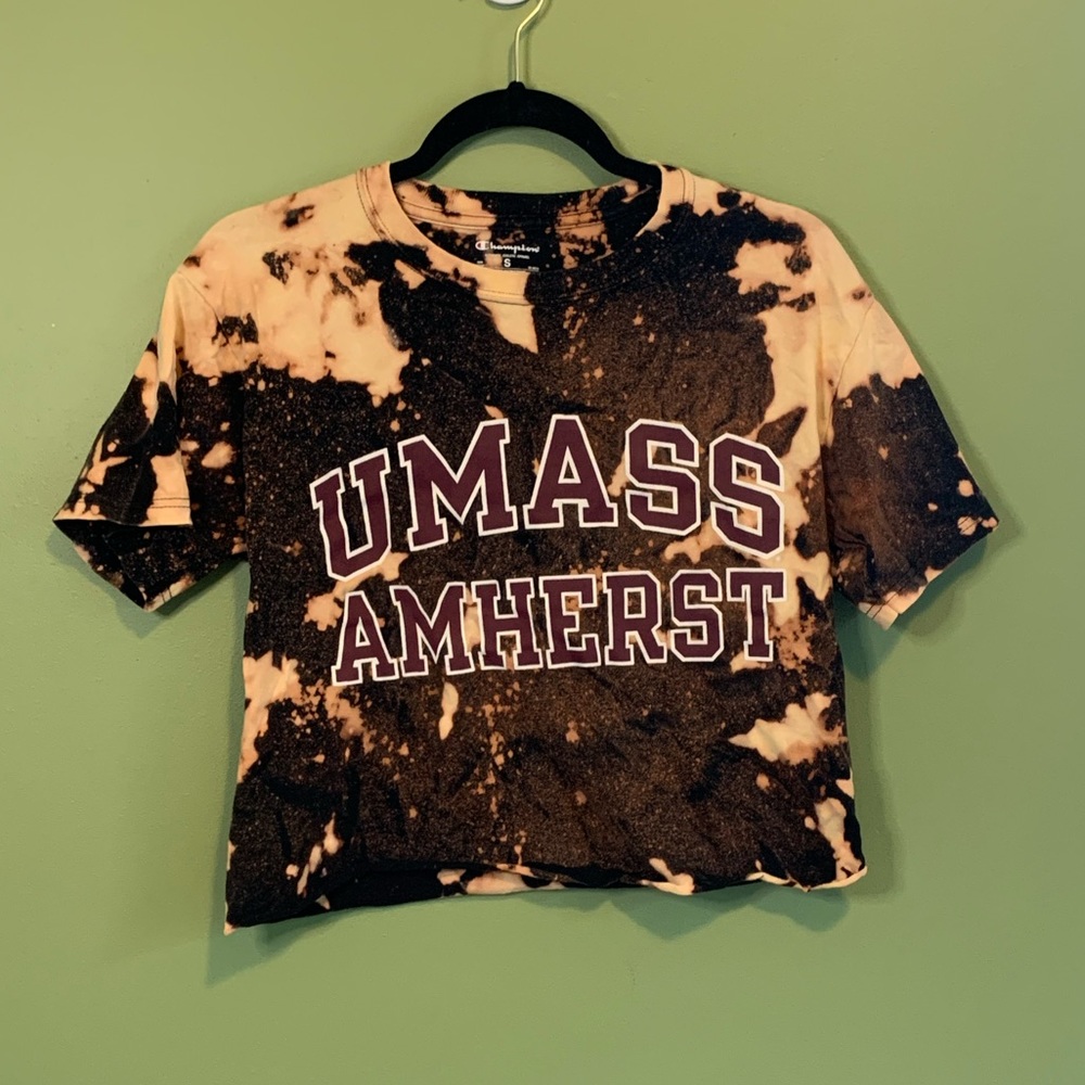 UMASS Amherst Tshirt